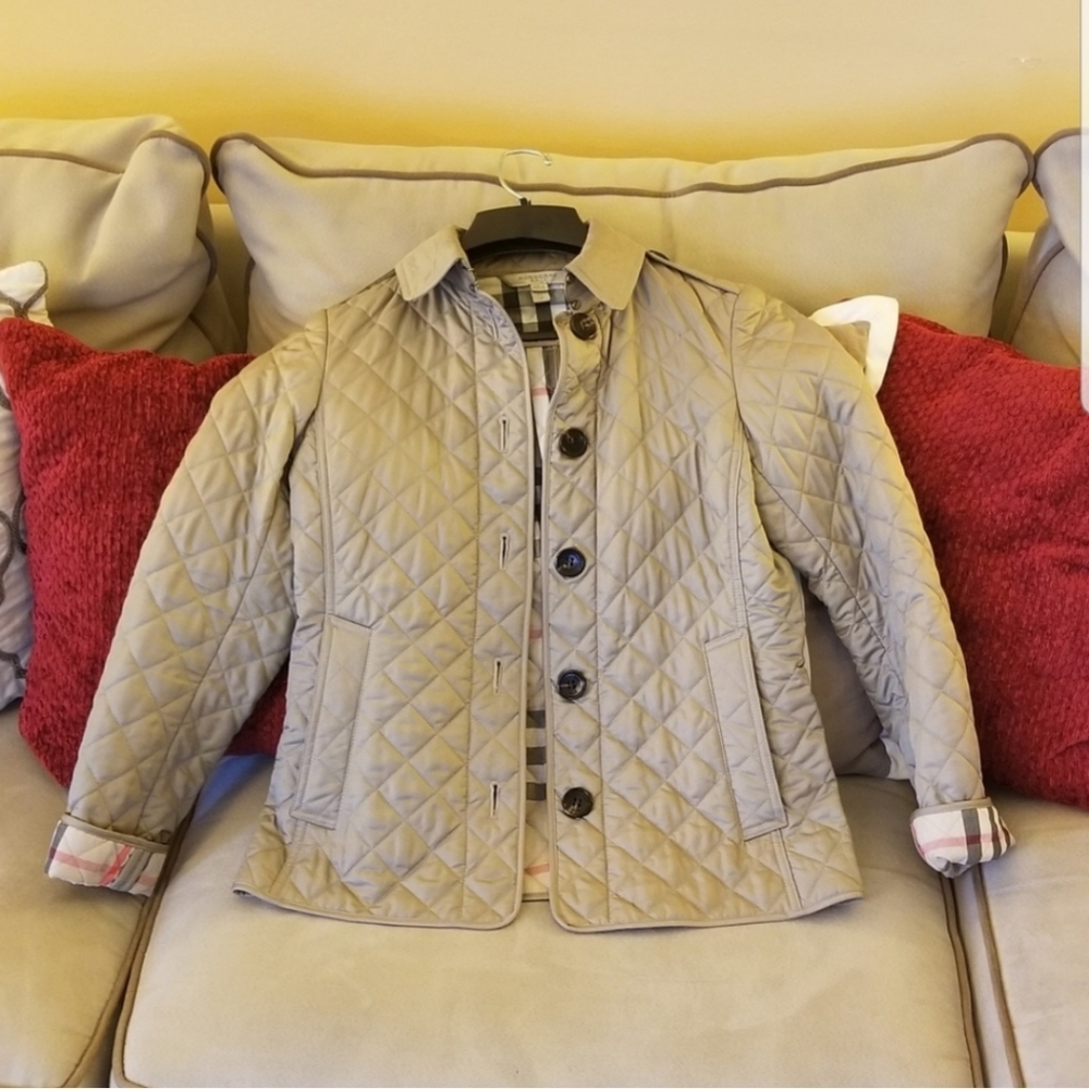Burberry Quilt Jacket - Picture 11 of 13